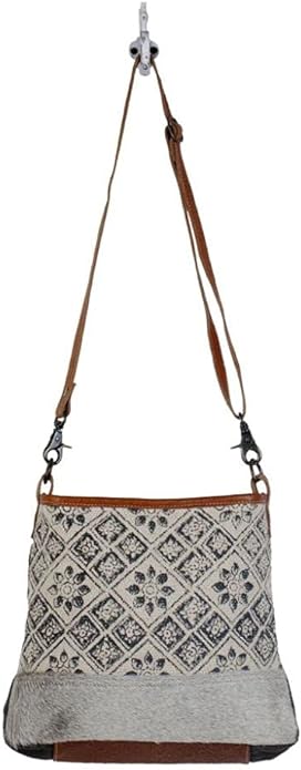 2861 Tessellated Shoulder Bag