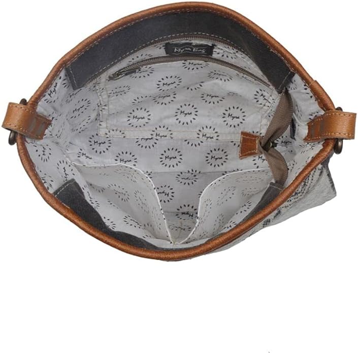 2861 Tessellated Shoulder Bag
