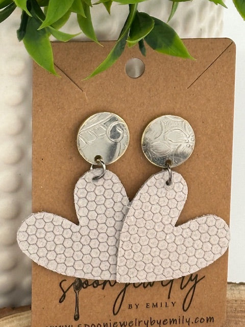 Vintage Tray Stud Leather Heart Earring