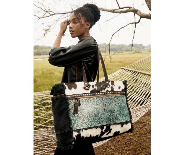 4739 Sea Grass Weekender