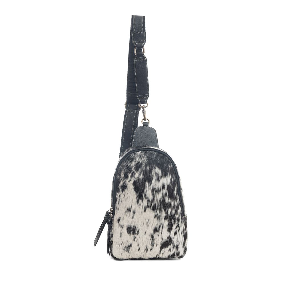 9631 Marlon Mesa Sling Bag