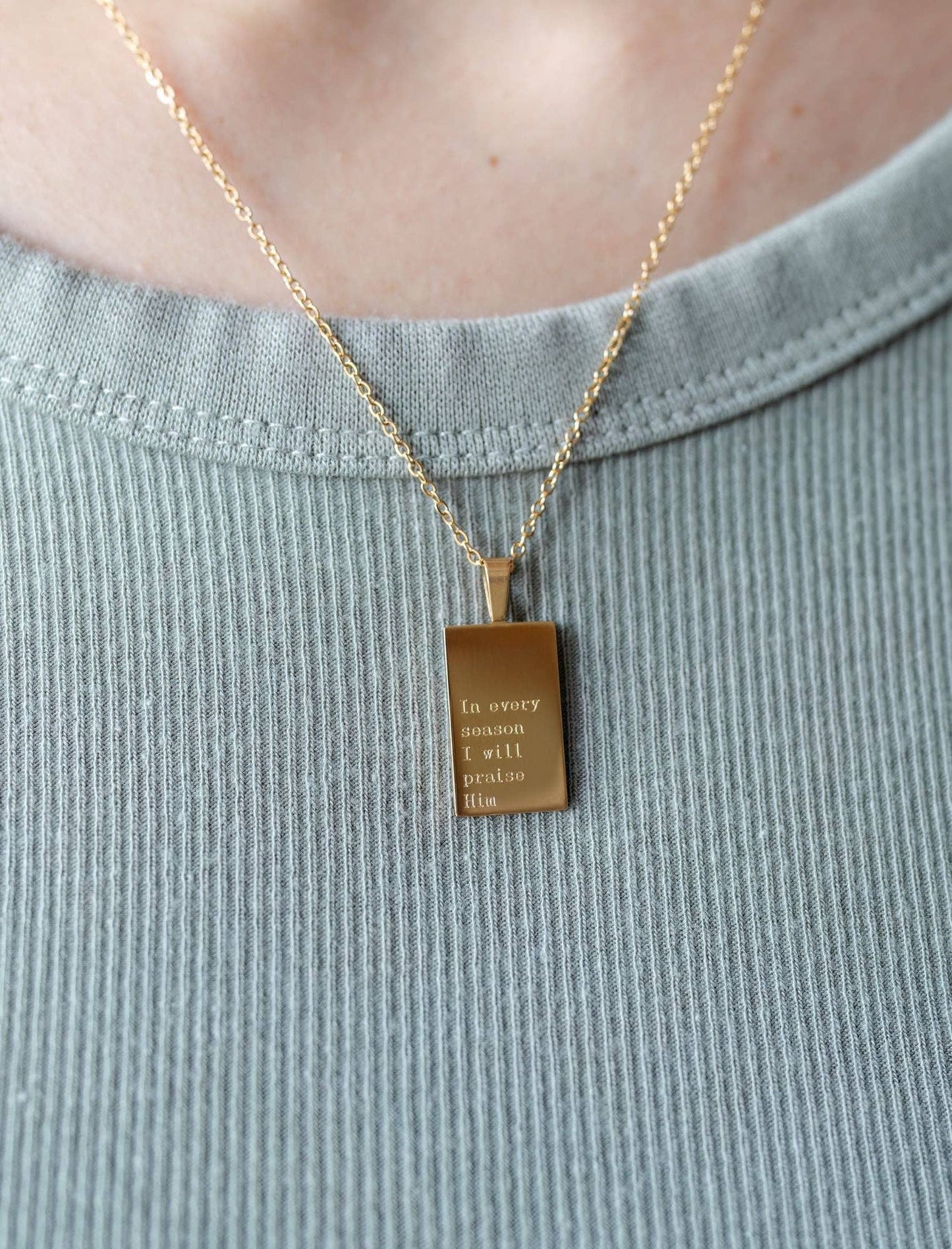 Necklace: In every season I will Praise (18 kt Gold)