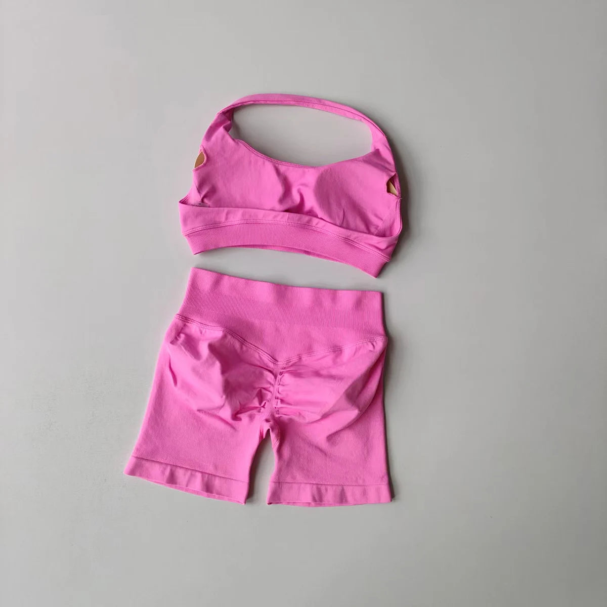 2 Pieces Yoga Suit for Women Seamless Fitness Gym Clothes Halter Sports Bra Matching Impact Shorts Workout Sets Gym Set Outfit