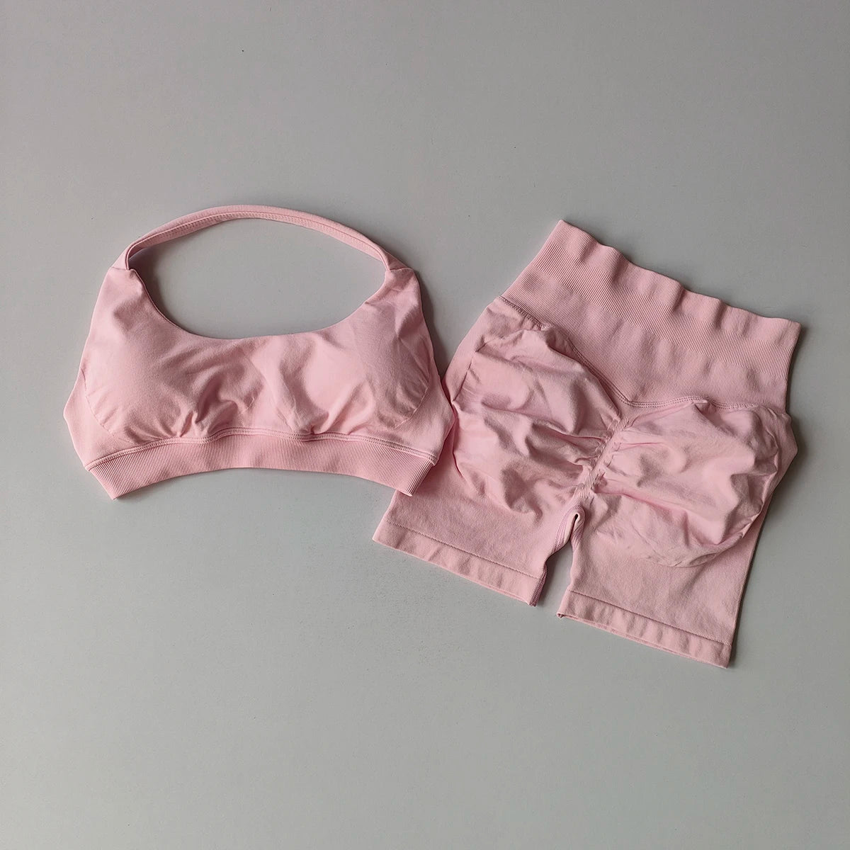 2 Pieces Yoga Suit for Women Seamless Fitness Gym Clothes Halter Sports Bra Matching Impact Shorts Workout Sets Gym Set Outfit